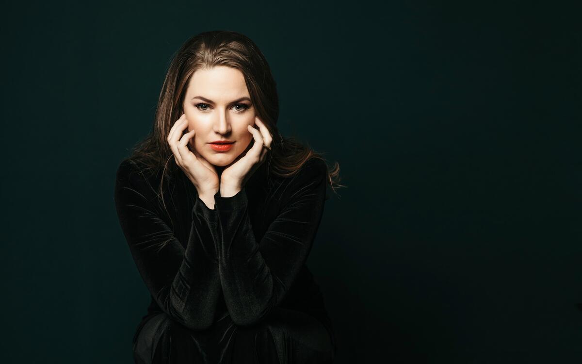 ELEANOR LYONS mit Beethovens Neunter Symphonie auf Europatournee 